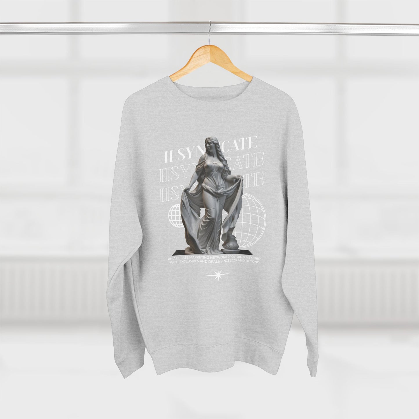 iisyndicate crewneck