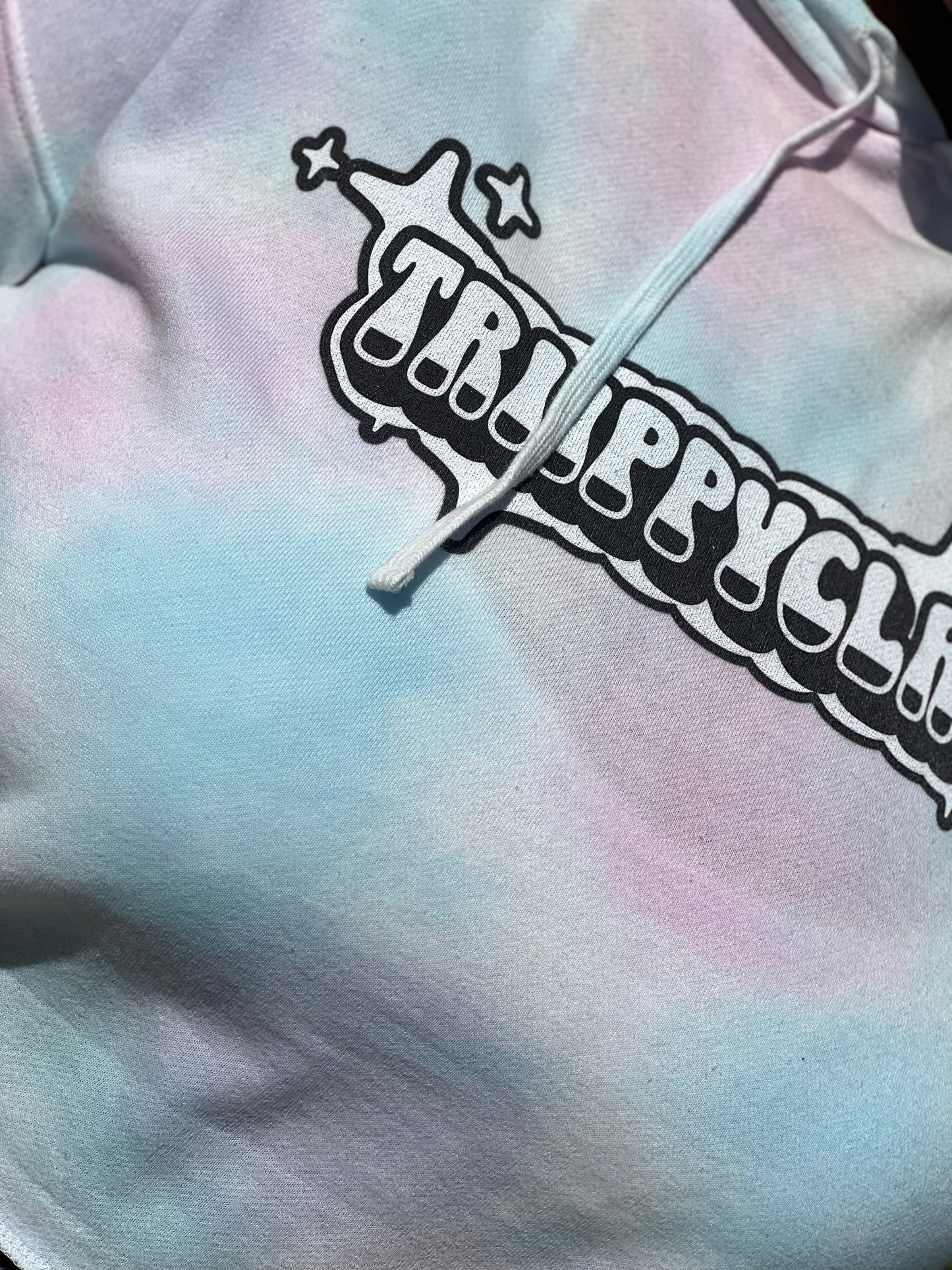 TRiiPPYCLAN Women's Cropped Hoodie